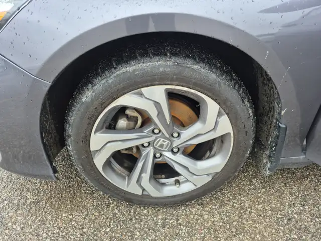 2018 Honda Accord - Photo 21