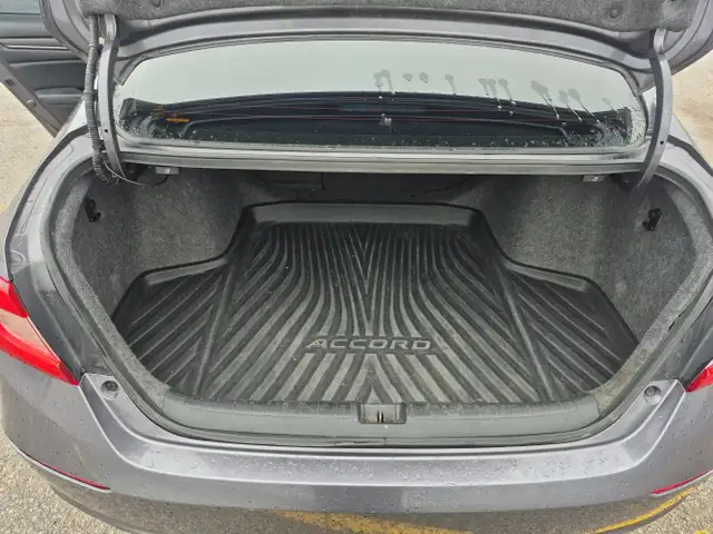 2018 Honda Accord - Photo 24