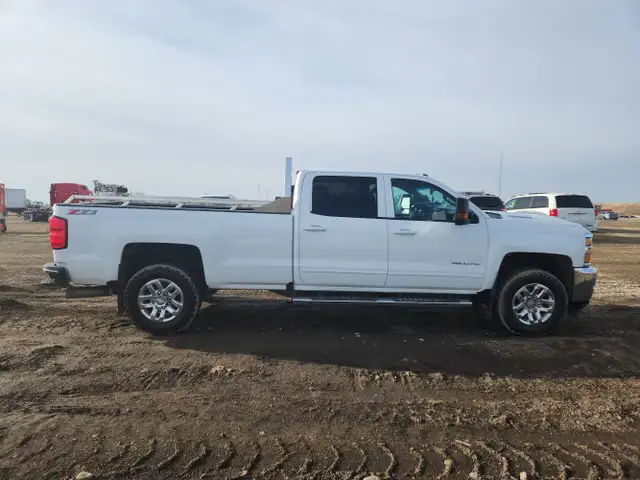 2019 Chevrolet Silverado 3500HD - Photo 22