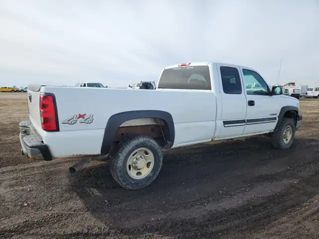 2006 Chevrolet Silverado 2500HD - Photo 3