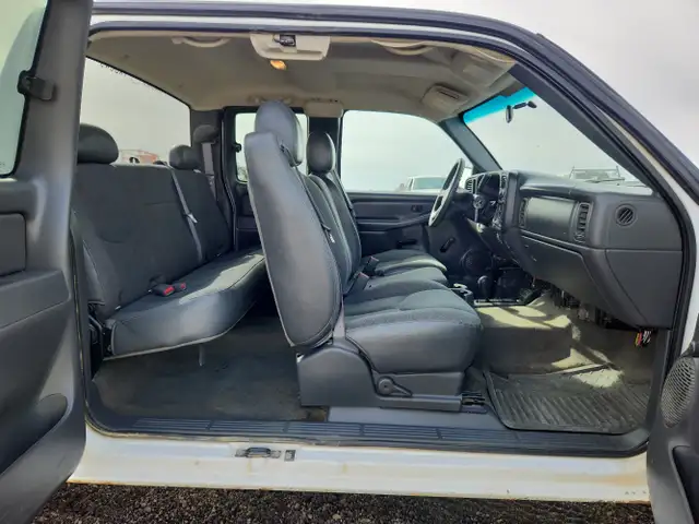 2006 Chevrolet Silverado 2500HD - Photo 25