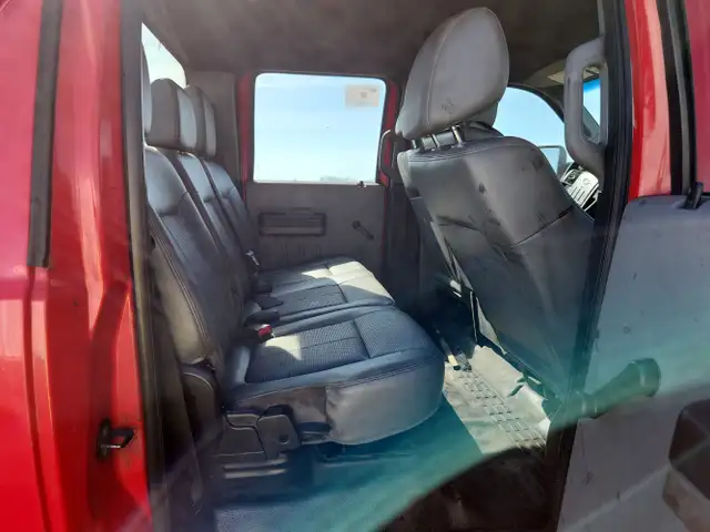 2015 Ford F-350 Super Duty - Photo 23