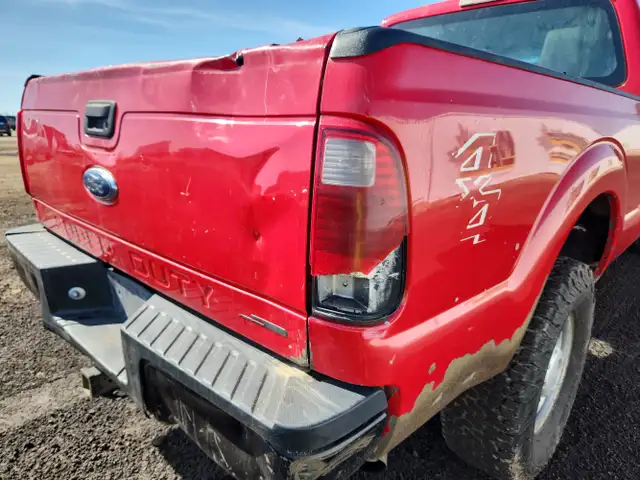 2015 Ford F-350 Super Duty - Photo 39