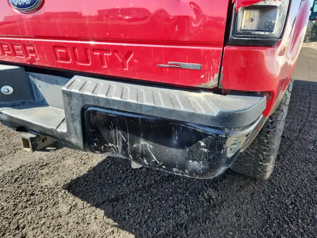 2015 Ford F-350 Super Duty - Photo 40