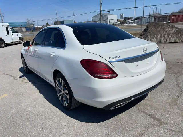 2016 Mercedes-Benz C-Class - Photo 7