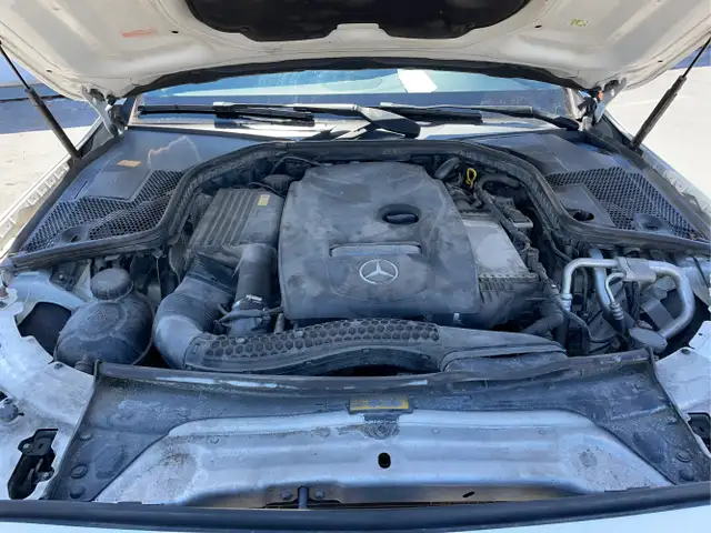 2016 Mercedes-Benz C-Class - Photo 9