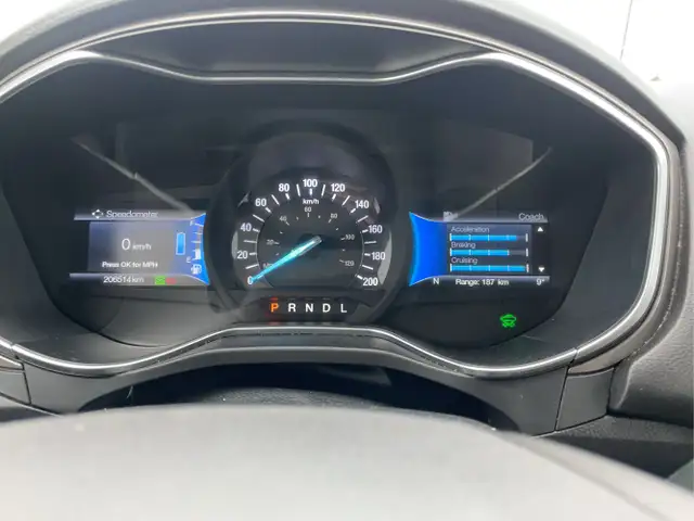 2017 Ford Fusion Hybrid - Photo 11