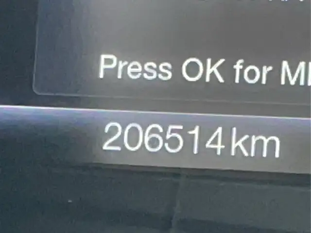 2017 Ford Fusion Hybrid - Photo 19