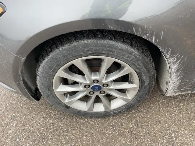 2017 Ford Fusion Hybrid - Photo 23