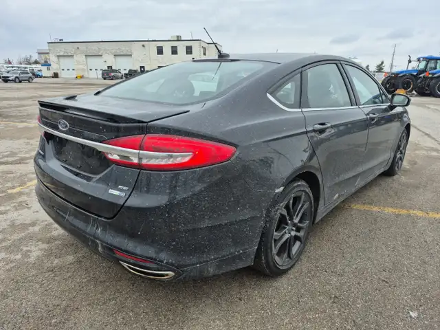 2018 Ford Fusion - Photo 5