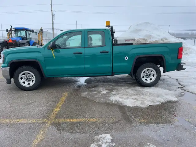 2016 GMC Sierra 1500 - Photo 2