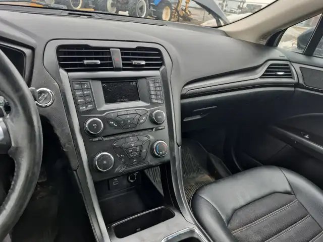 2018 Ford Fusion - Photo 12