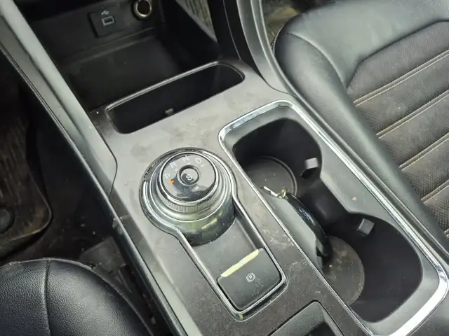 2018 Ford Fusion - Photo 19