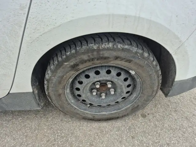 2012 Chevrolet Volt - Photo 21