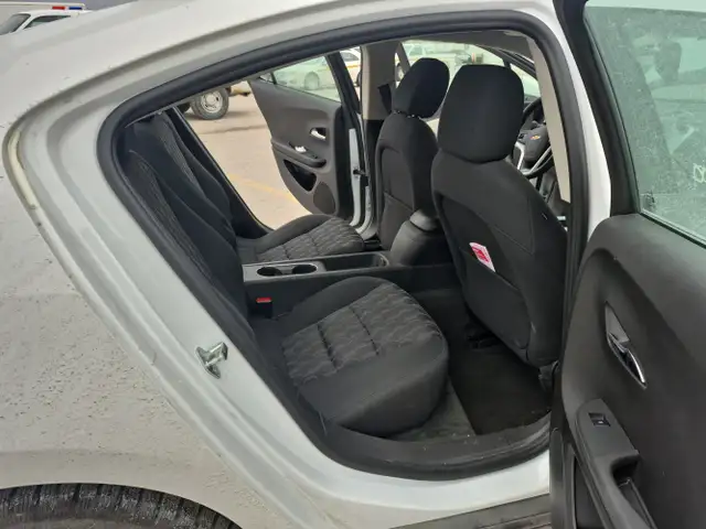 2012 Chevrolet Volt - Photo 25