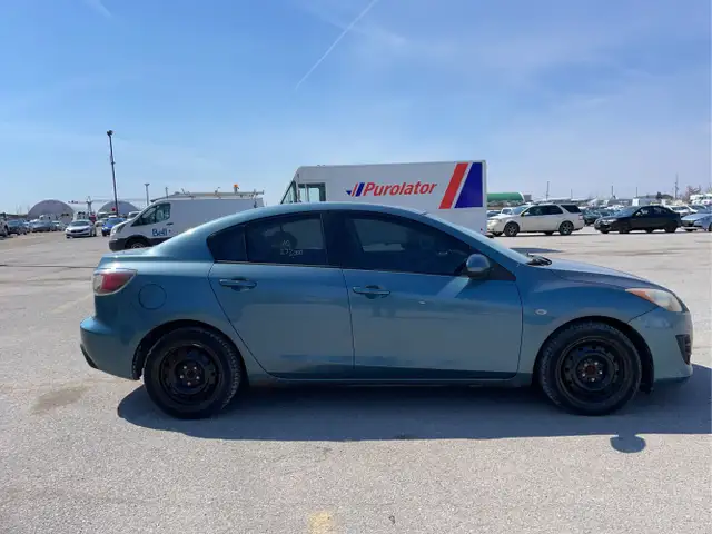 2010 Mazda Mazda3 - Photo 3