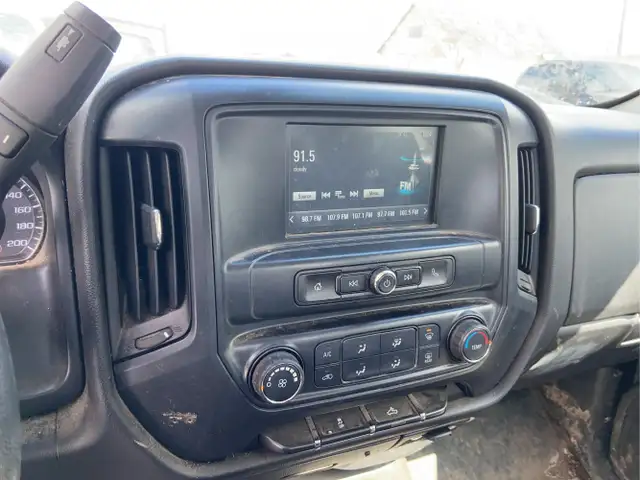 2017 Chevrolet Silverado 1500 - Photo 9