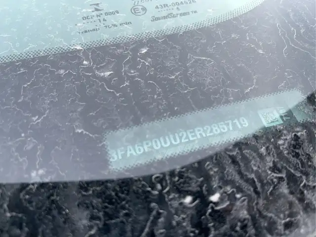 2014 Ford Fusion Hybrid - Photo 15