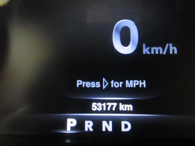 RAM 1500 CLASSIC 2022 EXPRESS NIGHT EDITION V-8 5.7 HEMI 4X4 BEA - Photo 7