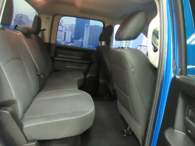 RAM 1500 CLASSIC 2022 EXPRESS NIGHT EDITION V-8 5.7 HEMI 4X4 BEA - Photo 19