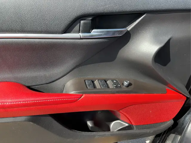 2023 Toyota Camry Hybrid - Photo 26