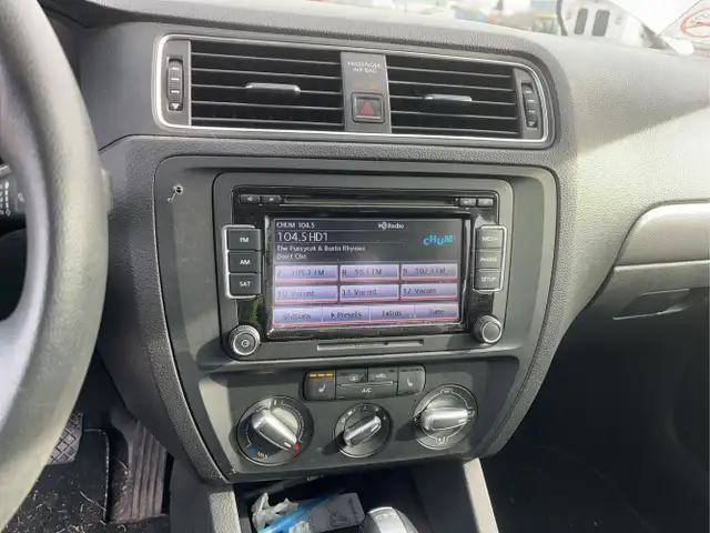 2015 Volkswagen Jetta - Photo 12