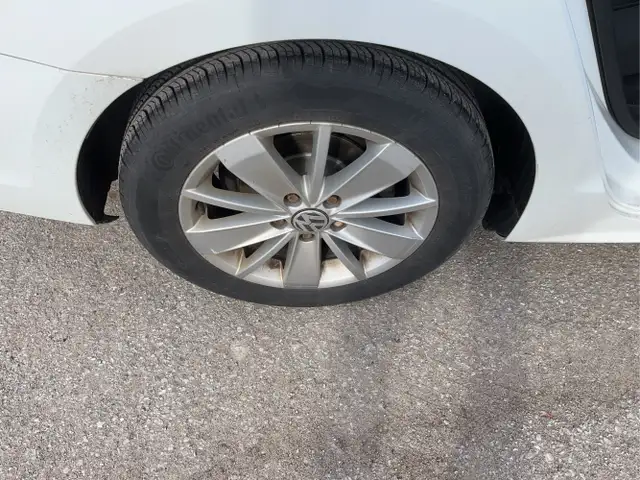 2015 Volkswagen Jetta - Photo 22