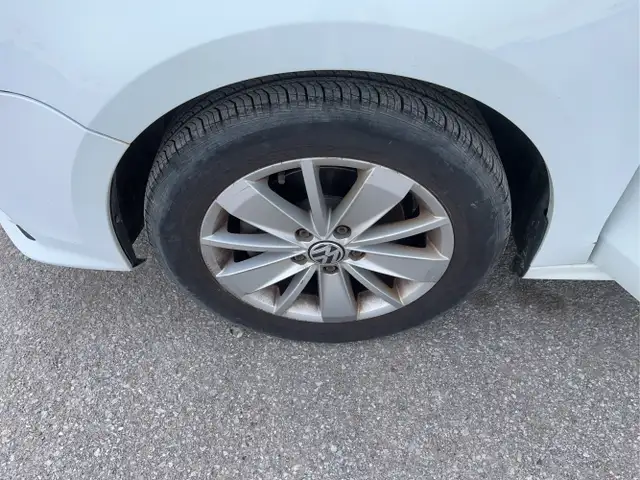 2015 Volkswagen Jetta - Photo 24