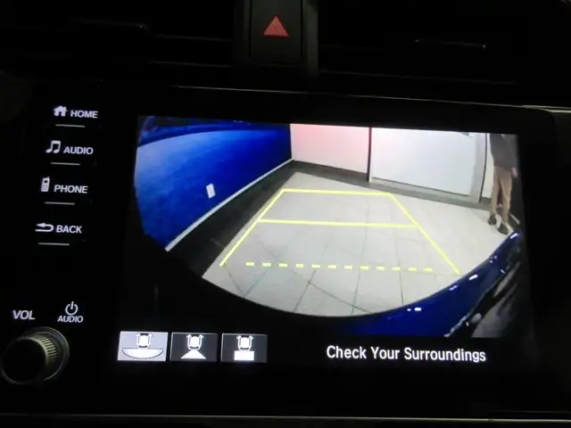 HONDA CIVIC 2020 LX AUTOMATIQUE SIEGES CHAUFFANT CAMERA RECUL 82 - Photo 12