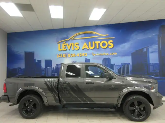 RAM 1500 CLASSIC 2021 EXPRESS NIGHT EDITION V-6 3.6 LITRES SIEGE