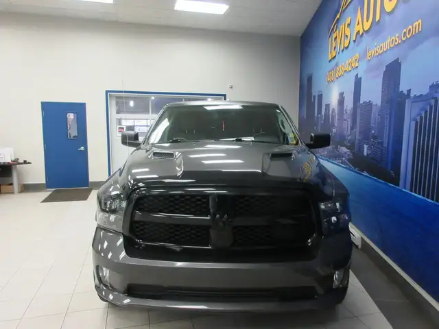 RAM 1500 CLASSIC 2021 EXPRESS NIGHT EDITION V-6 3.6 LITRES SIEGE - Photo 4