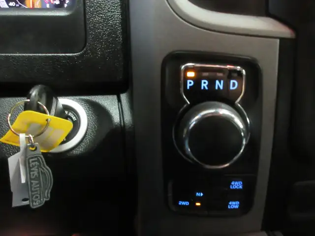 RAM 1500 CLASSIC 2021 EXPRESS NIGHT EDITION V-6 3.6 LITRES SIEGE - Photo 13