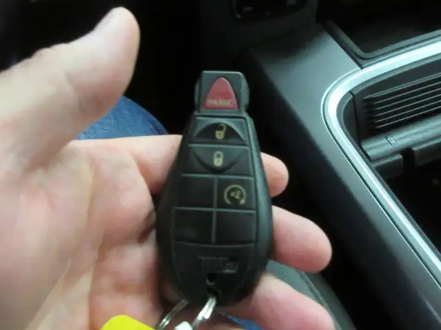 RAM 1500 CLASSIC 2021 EXPRESS NIGHT EDITION V-6 3.6 LITRES SIEGE - Photo 20