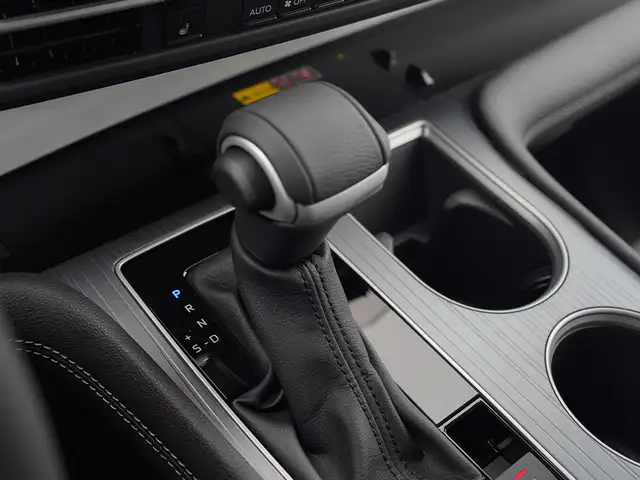 2026 Toyota Sienna XLE, Sunroof, 8 Passenger, Cruise Control. - Photo 29