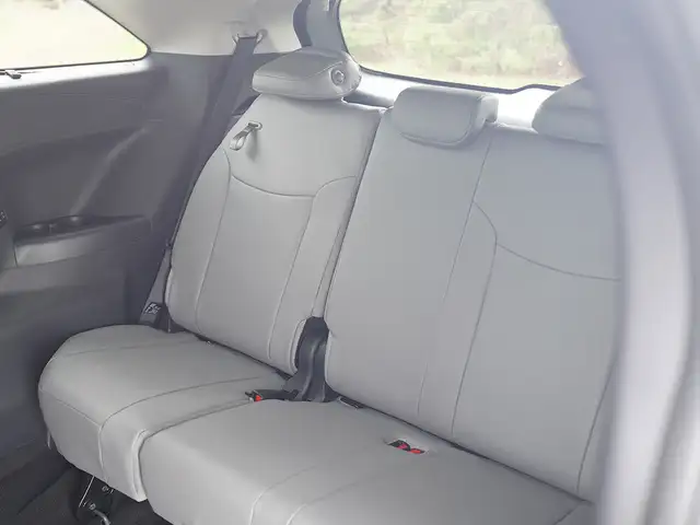 2026 Toyota Sienna XLE, Sunroof, 8 Passenger, Cruise Control. - Photo 36