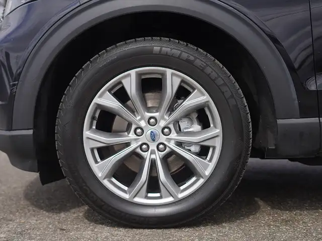 2022 Ford Explorer Limited, AWD, SUNROOF, LEATHER SEATS - Photo 7