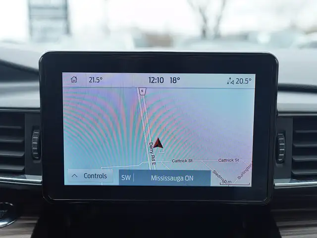 2022 Ford Explorer Limited, AWD, SUNROOF, LEATHER SEATS - Photo 16