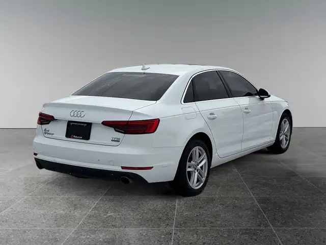 2017 Audi A4 Komfort / AWD - Photo 7