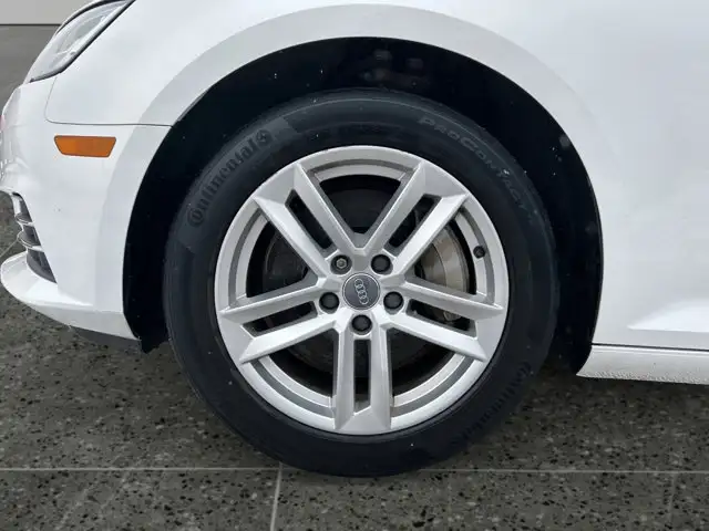 2017 Audi A4 Komfort / AWD - Photo 11