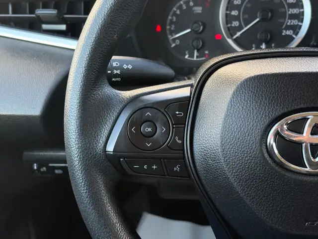 2022 Toyota Corolla LE - Photo 8