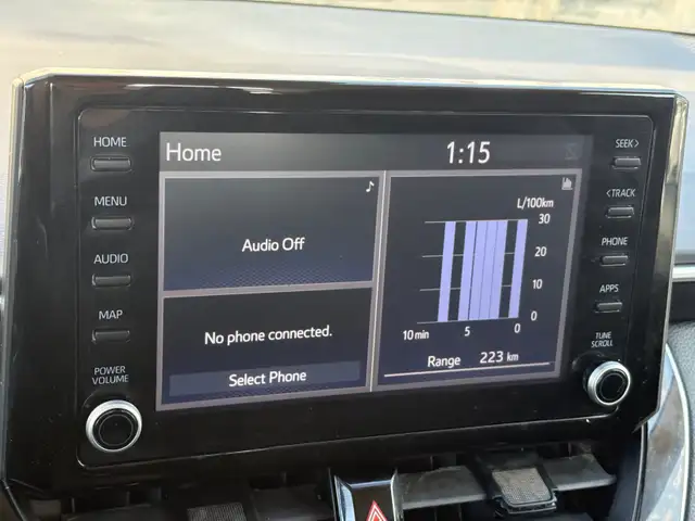 2022 Toyota Corolla LE - Photo 10