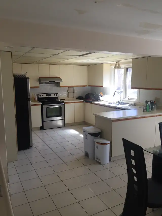 PERFECT LOCATION - DAILY/WEEKLY RENTAL - Photo 2