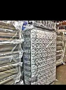 Queen Mattress – Clean ️ Pickup Today