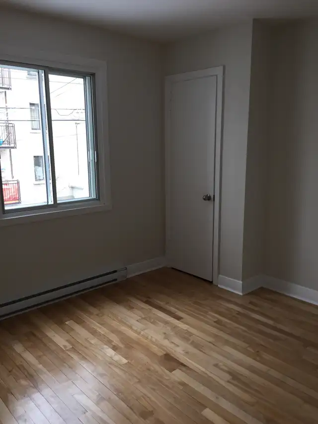 Très beau 4 ½ - 6925 Bloomfield