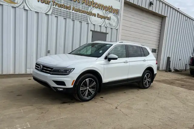 2018 Volkswagen Tiguan SEL Premium 4Motion - No Accident - Photo 9