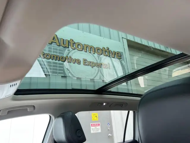 2018 Volkswagen Tiguan SEL Premium 4Motion - No Accident - Photo 14