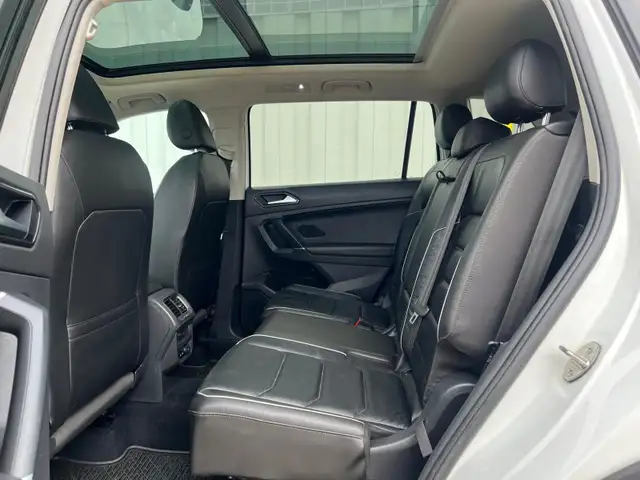 2018 Volkswagen Tiguan SEL Premium 4Motion - No Accident - Photo 15