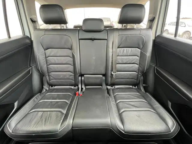 2018 Volkswagen Tiguan SEL Premium 4Motion - No Accident - Photo 21