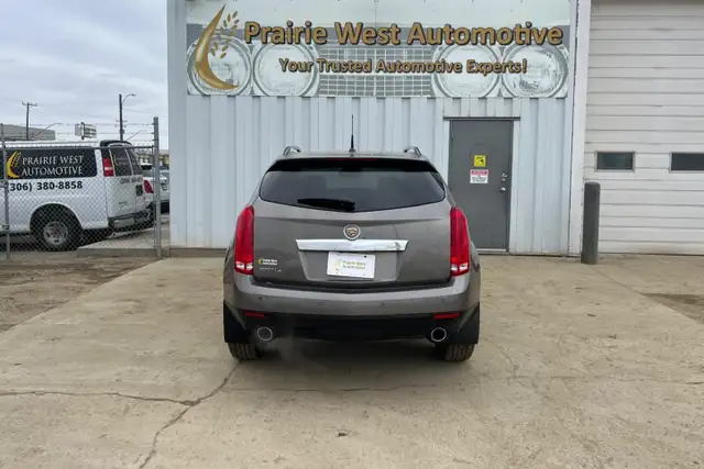 2011 Cadillac SRX Luxury AWD - Photo 6