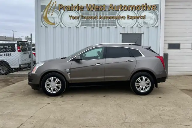 2011 Cadillac SRX Luxury AWD - Photo 8